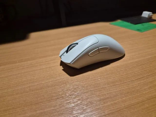 Mouse Gamer Razer Deathadder V3 PRO Branco - Foto 3