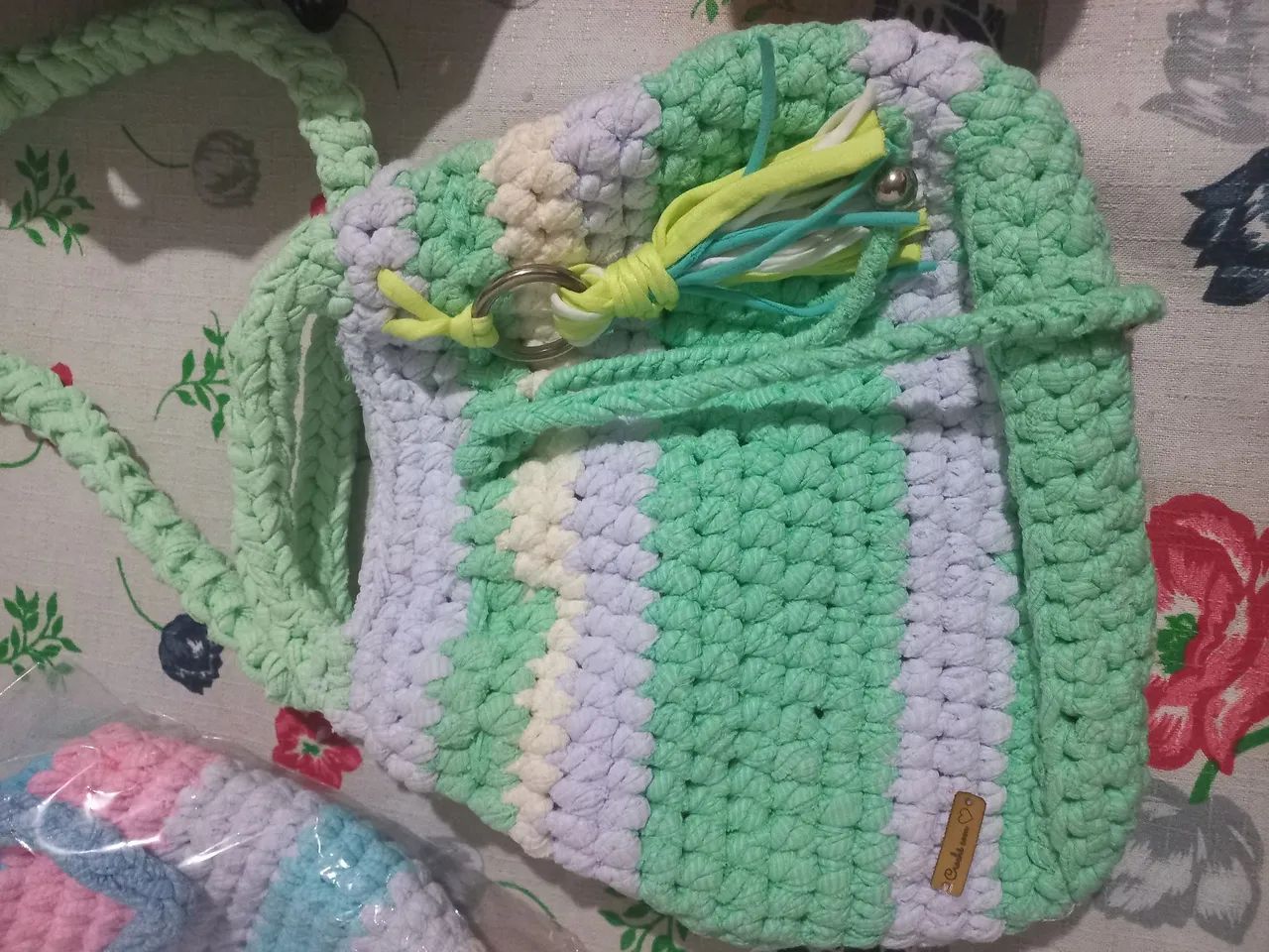 Bolsa de crochê  fio de malha 