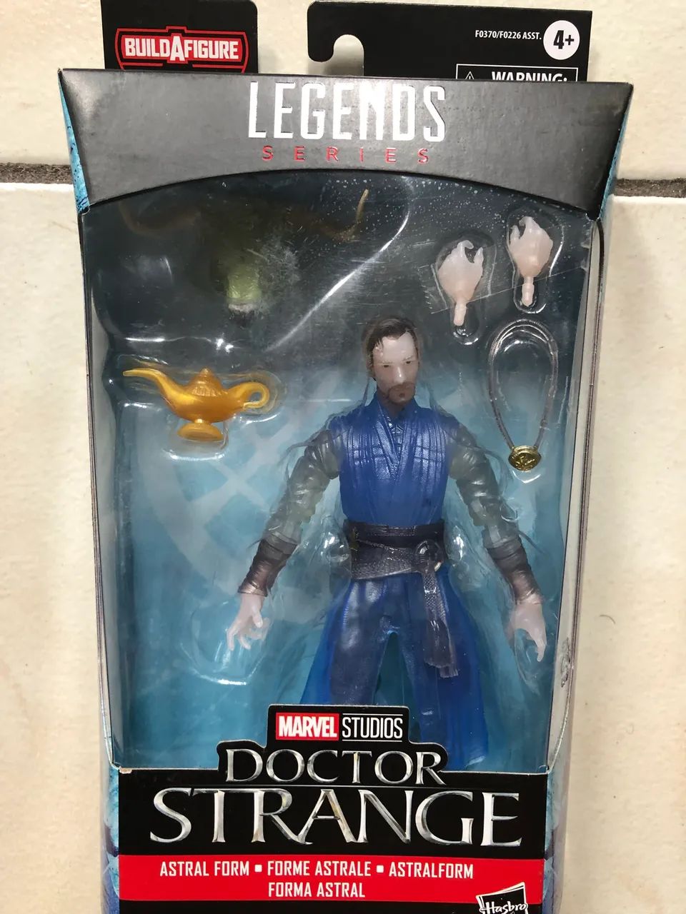 Boneco Dr estranho completo na caixa marvel Legends  - Foto 4
