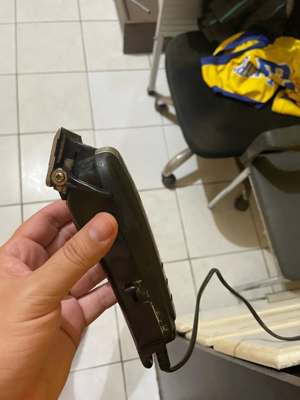 Maquina de corta cabelo - Foto 2