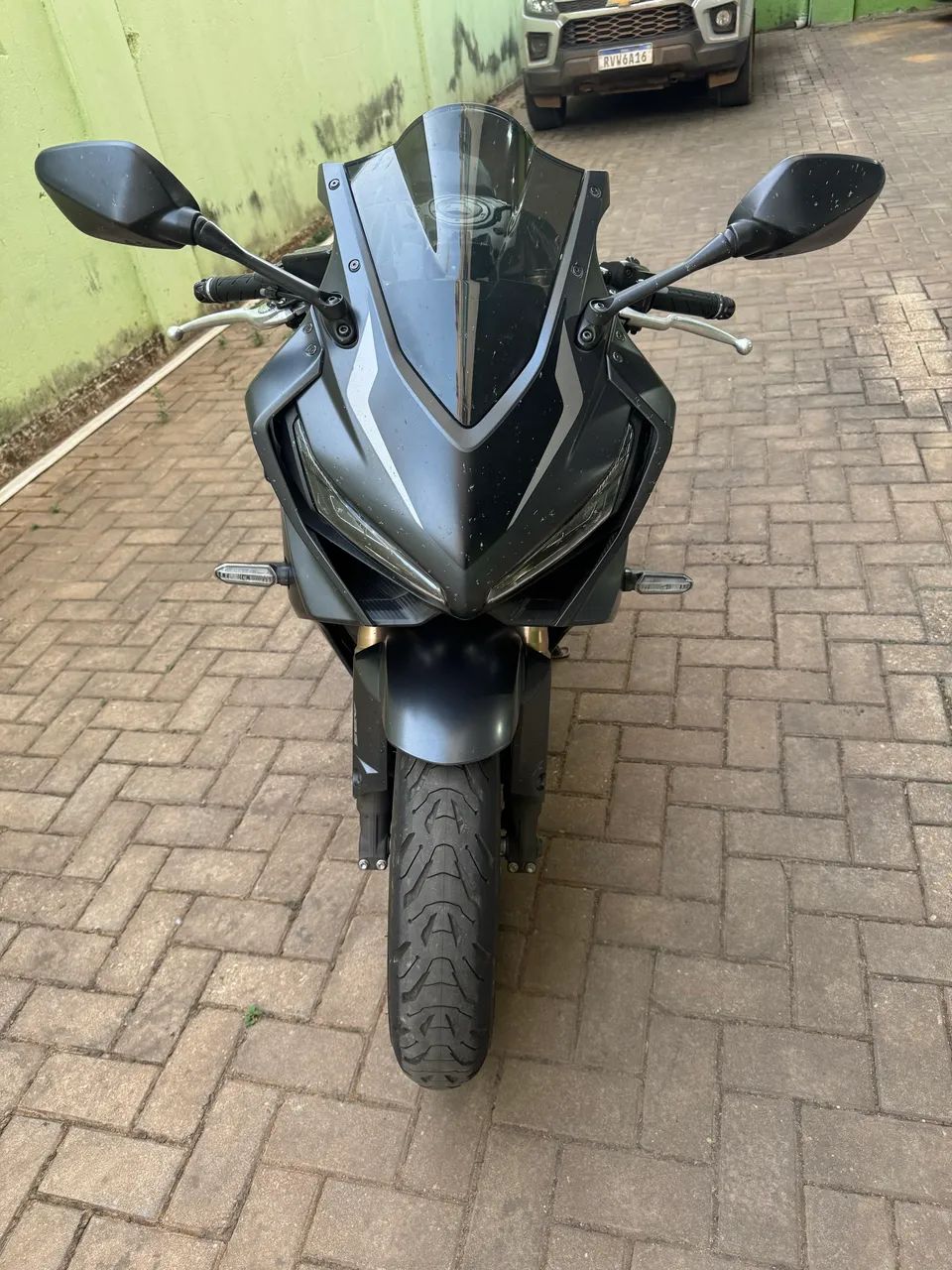 CBR 650r 2022  - Foto 5