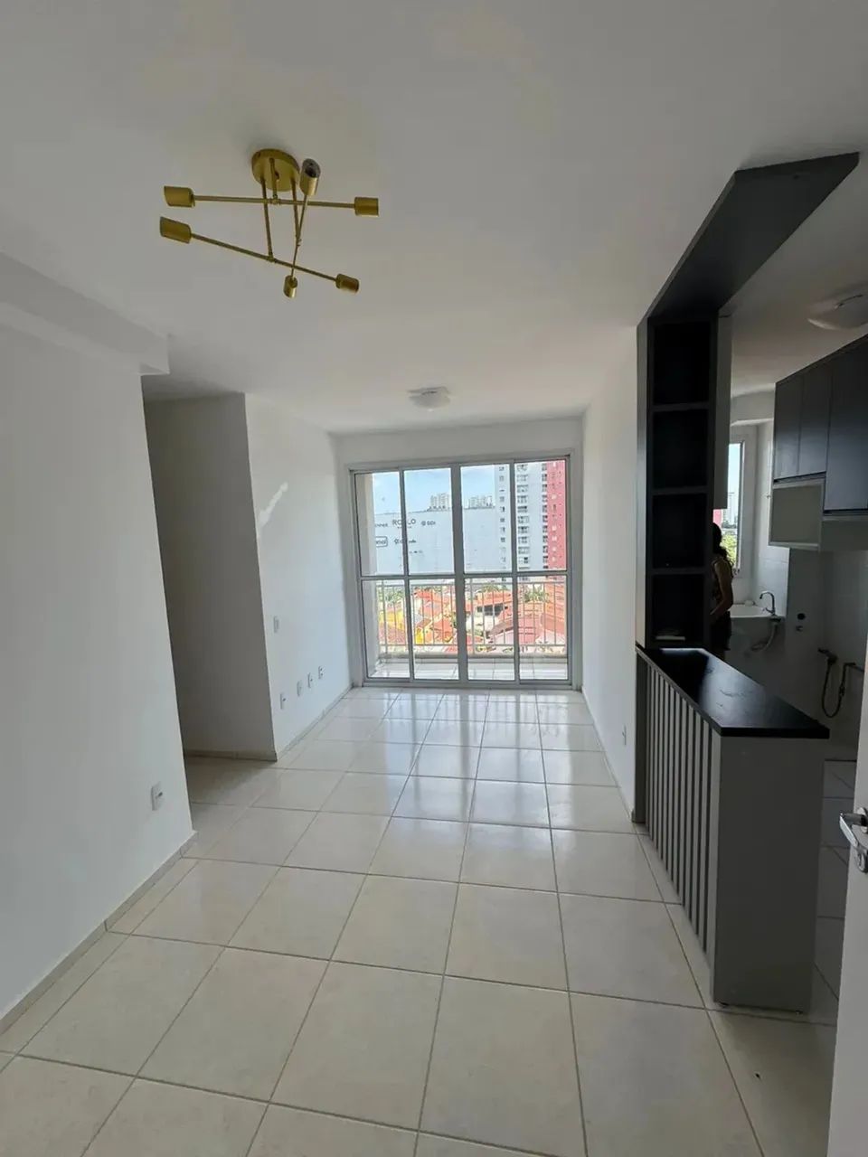 Alugo Apartamento Semi Mobiliado no Condomínio Estilo Ponta Negra - Manaus.