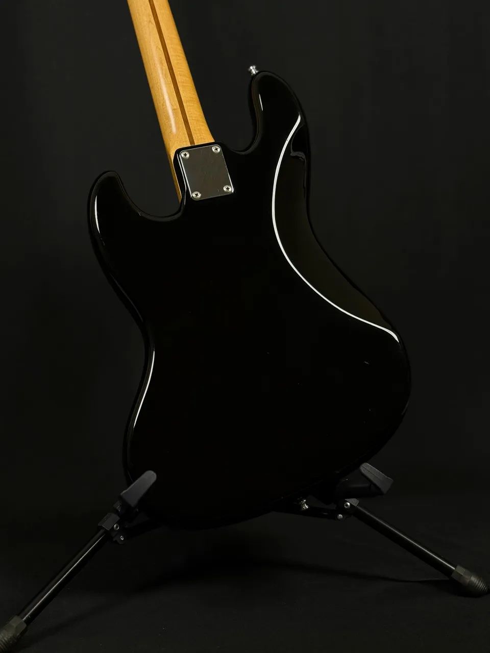 Baixo Fender Jazz Bass Japan 1994 - Foto 5