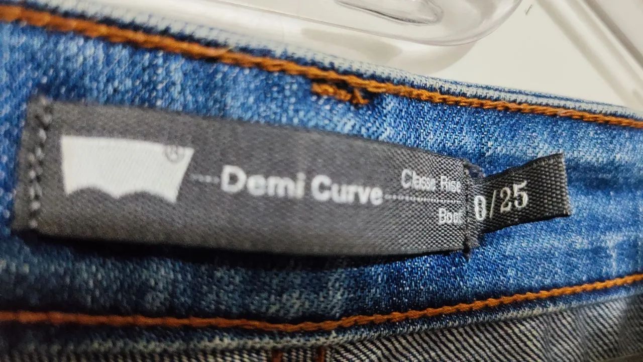 Calça jeans Levis 25/36 - Foto 3