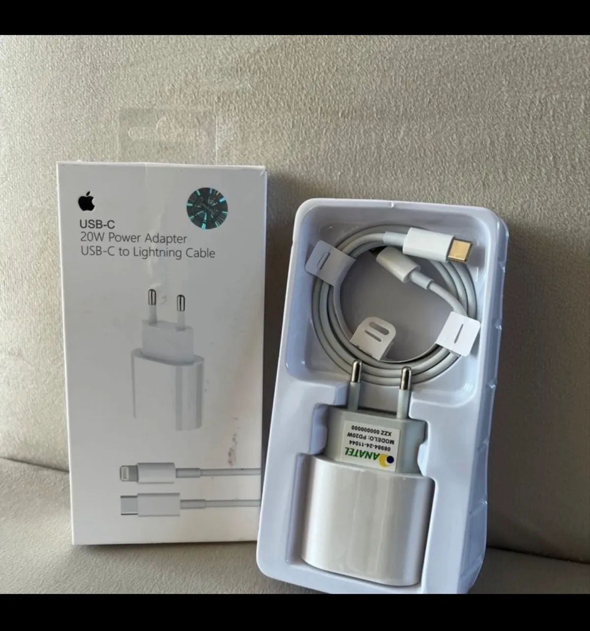 Carregador de iPhone (completo)