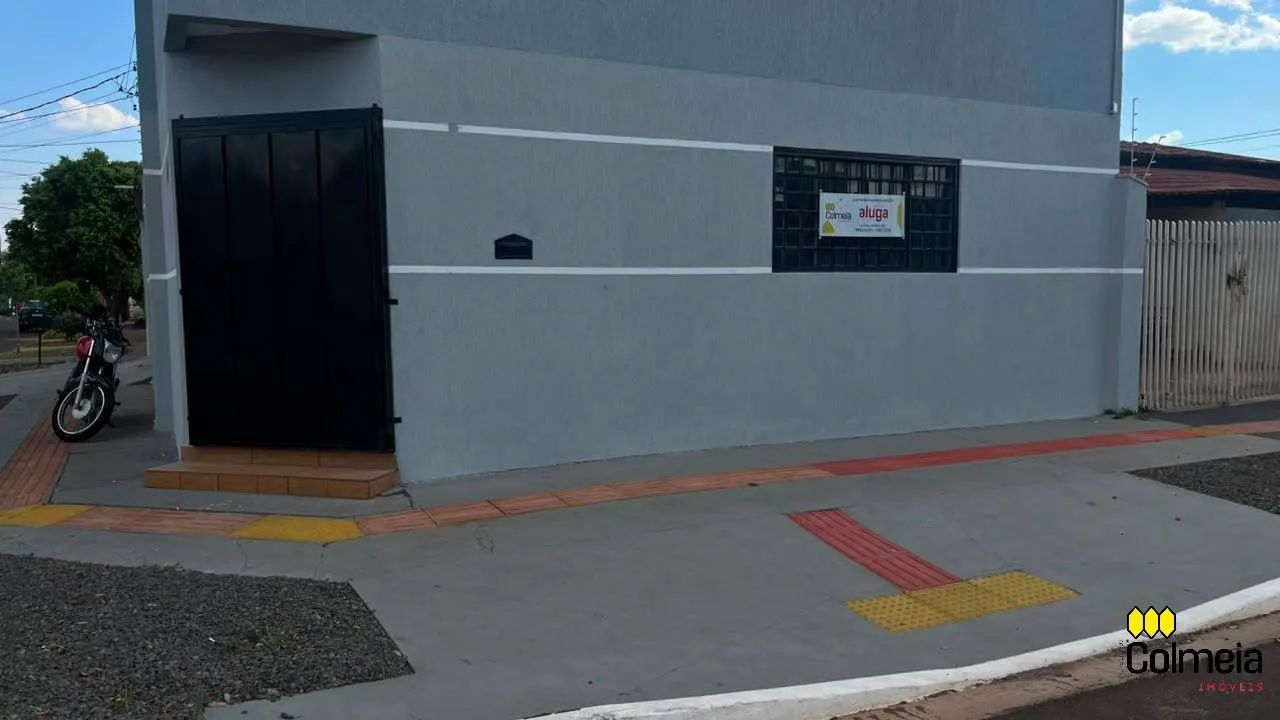 SALÃO COMERCIAL PRÓXIMO A TRÊS BARRAS