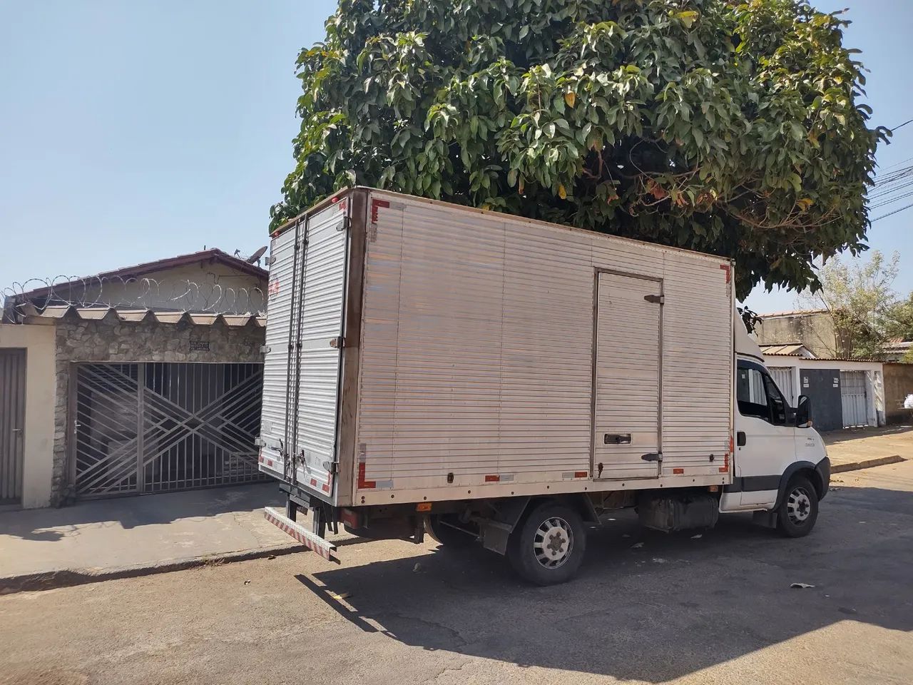Mudanças fretes e Carretos - Foto 4