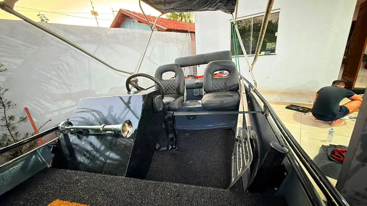 Lancha 6 metros de comprimento até 24x sem juros  no cartão de crédito  - Foto 2