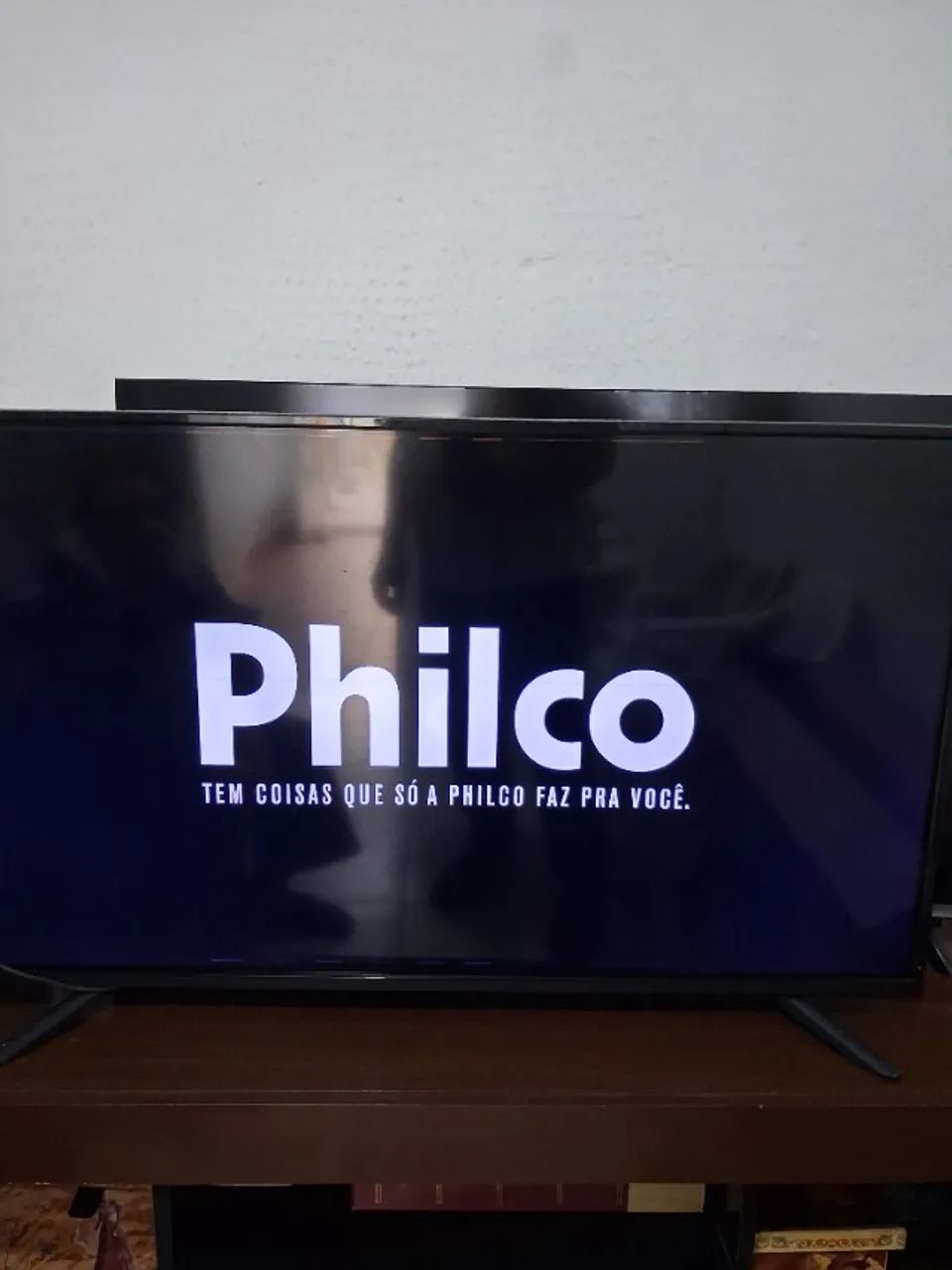 TV PHILCO -LED