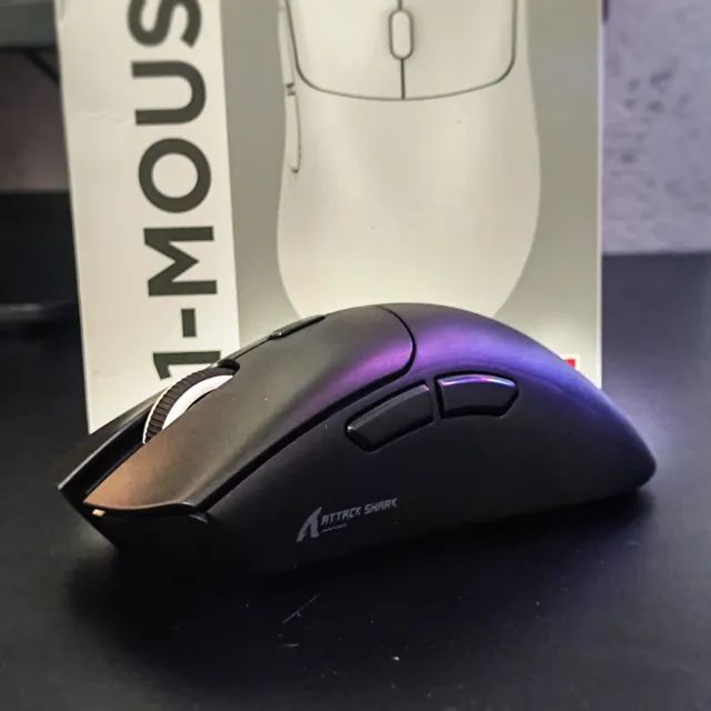 Mouse Gamer Sem Fio Attack Shark R1 Preto e Branco 18000 DPI Bluetooth e 2.4G - Foto 2