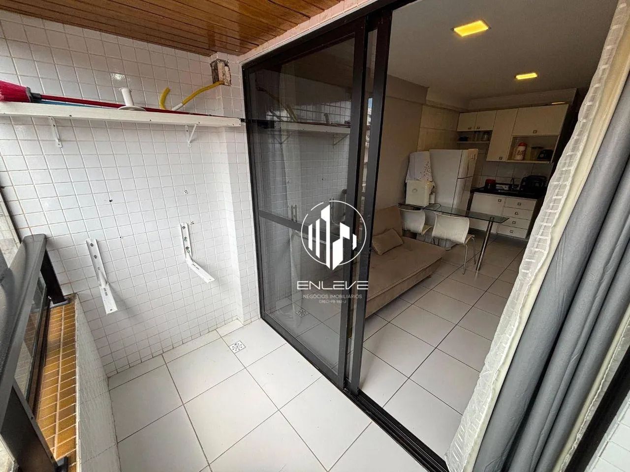 Apartamento mobiliado com 01 quarto à 150m do mar em Manaíra - Foto 4