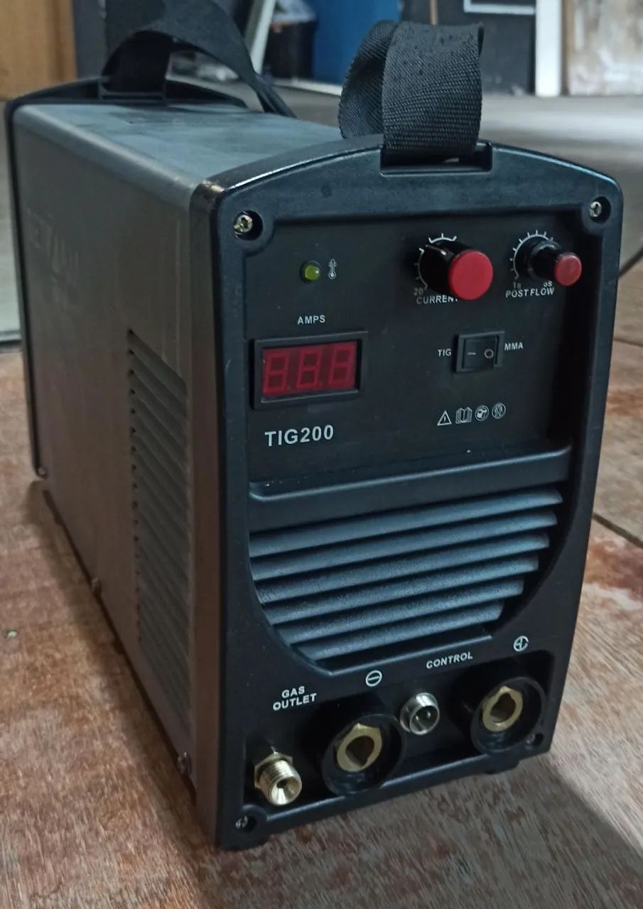 Máquina TIG 200A Bivolt 