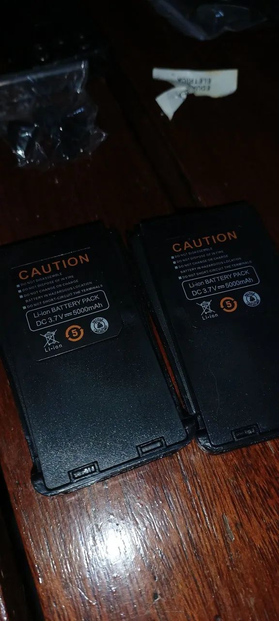 Par de Rádio Comunicador Baofeng UV-5R Completo". - Foto 3