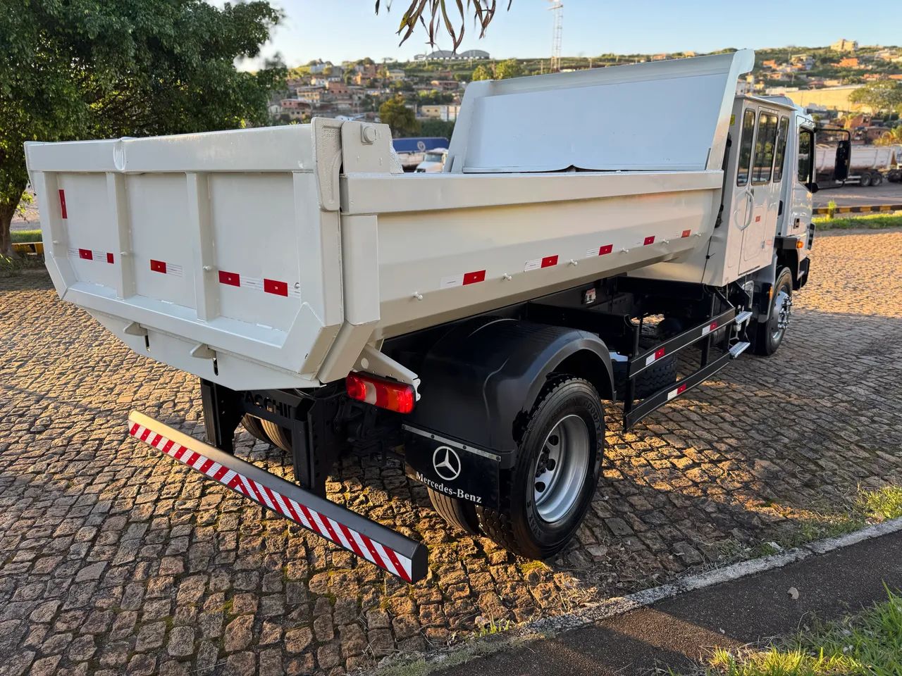CAMINHÃO MB 1719 ATEGO COM MÓDOLO E CAÇAMBA ENTRA!!! - Foto 4