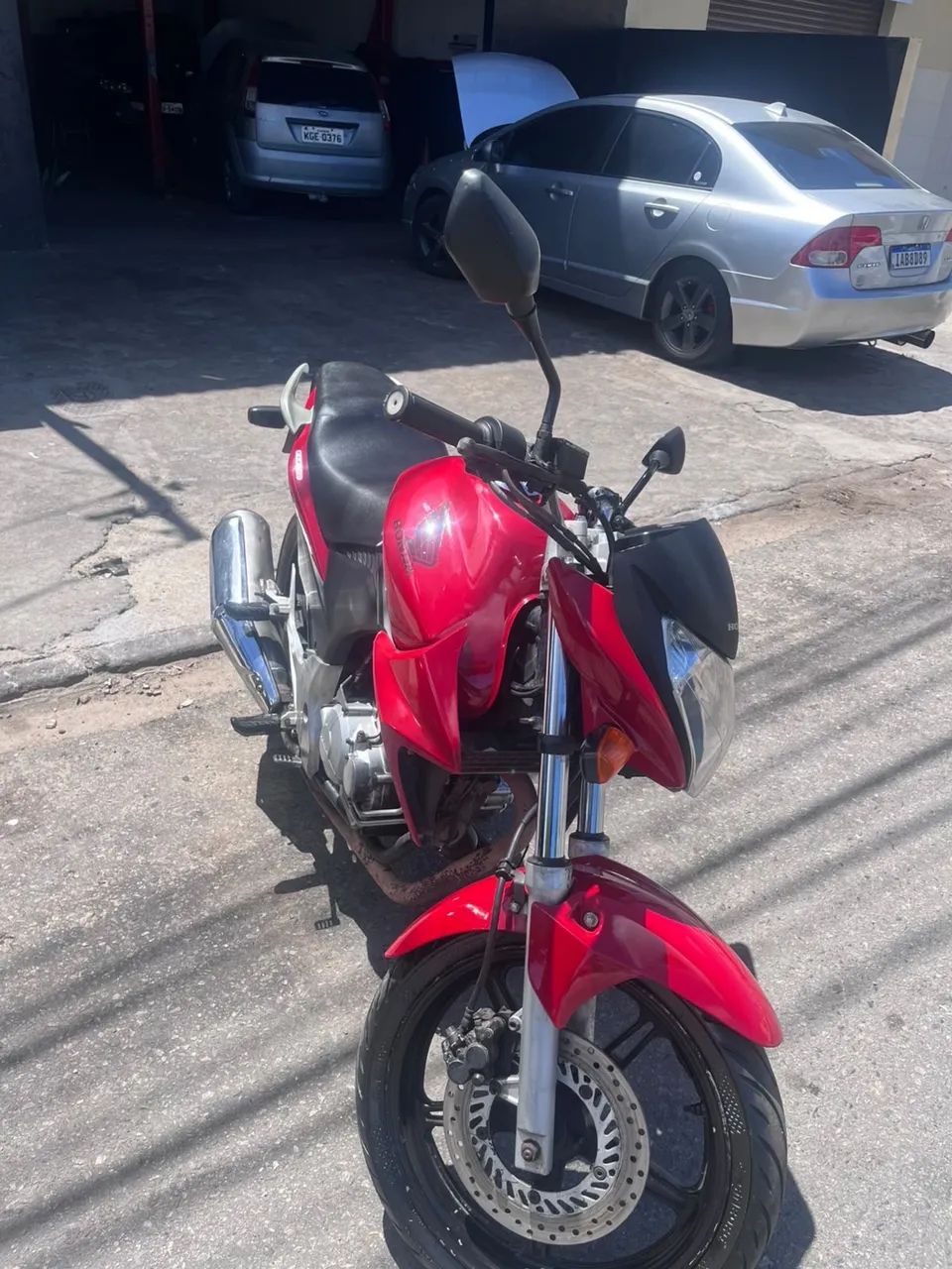 Cb 300 - Foto 2