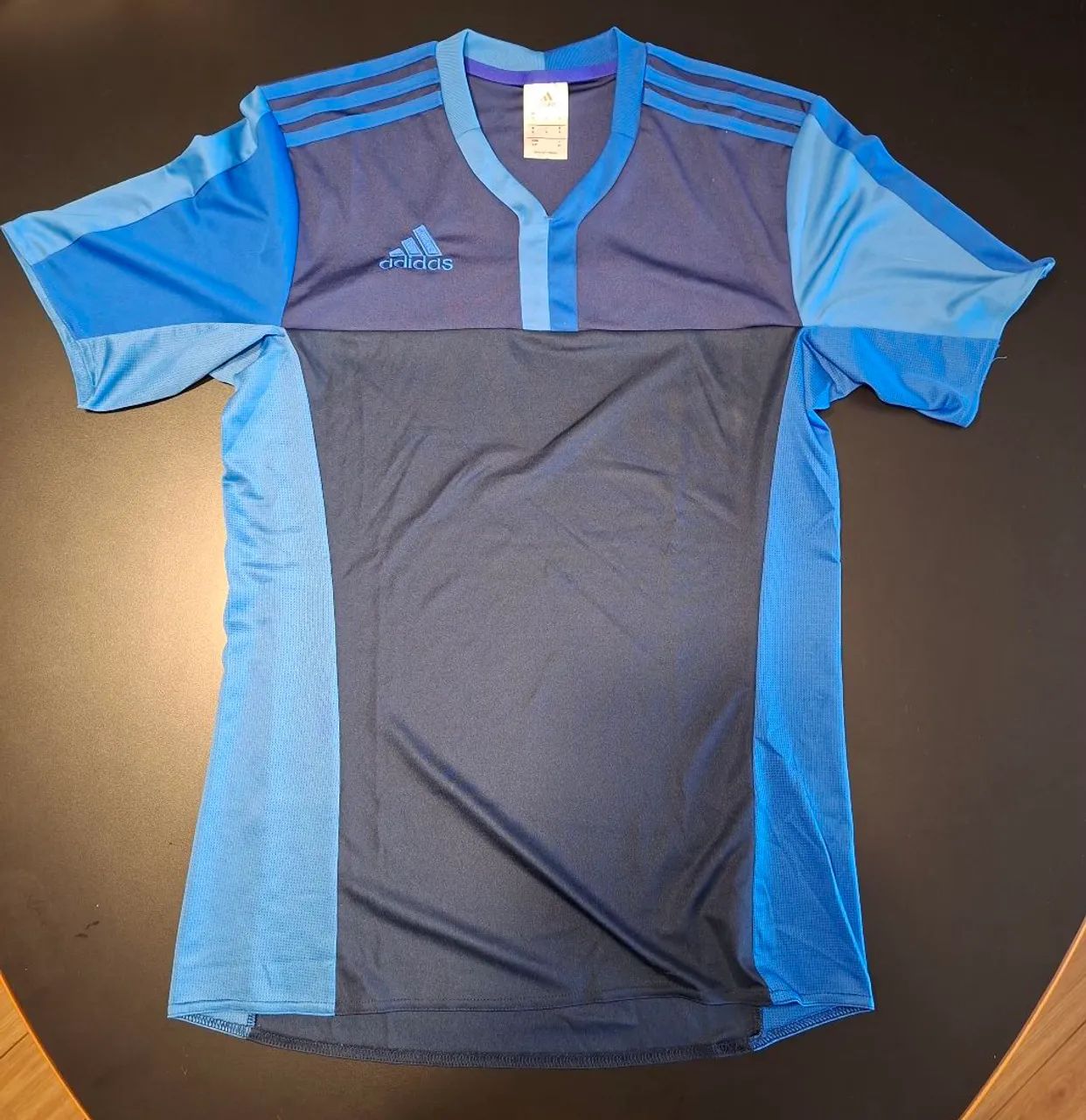 Camiseta adidas P