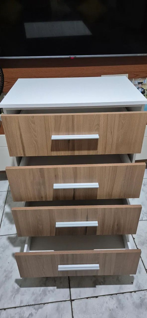 CÔMODA 4 GAVETAS NOVA - Foto 2
