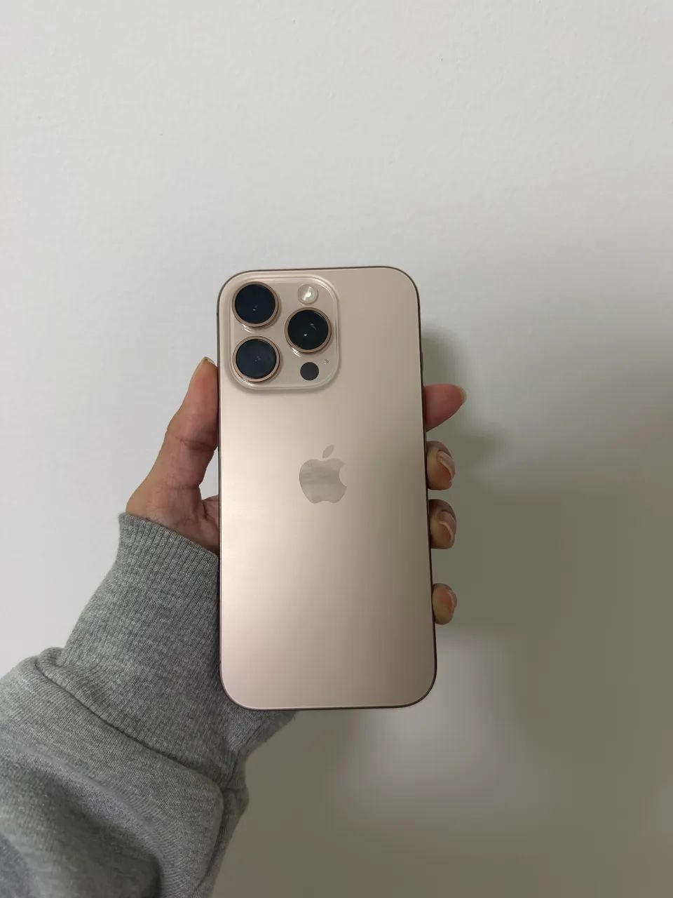 IPHONE 16 pro 126GB - Foto 5