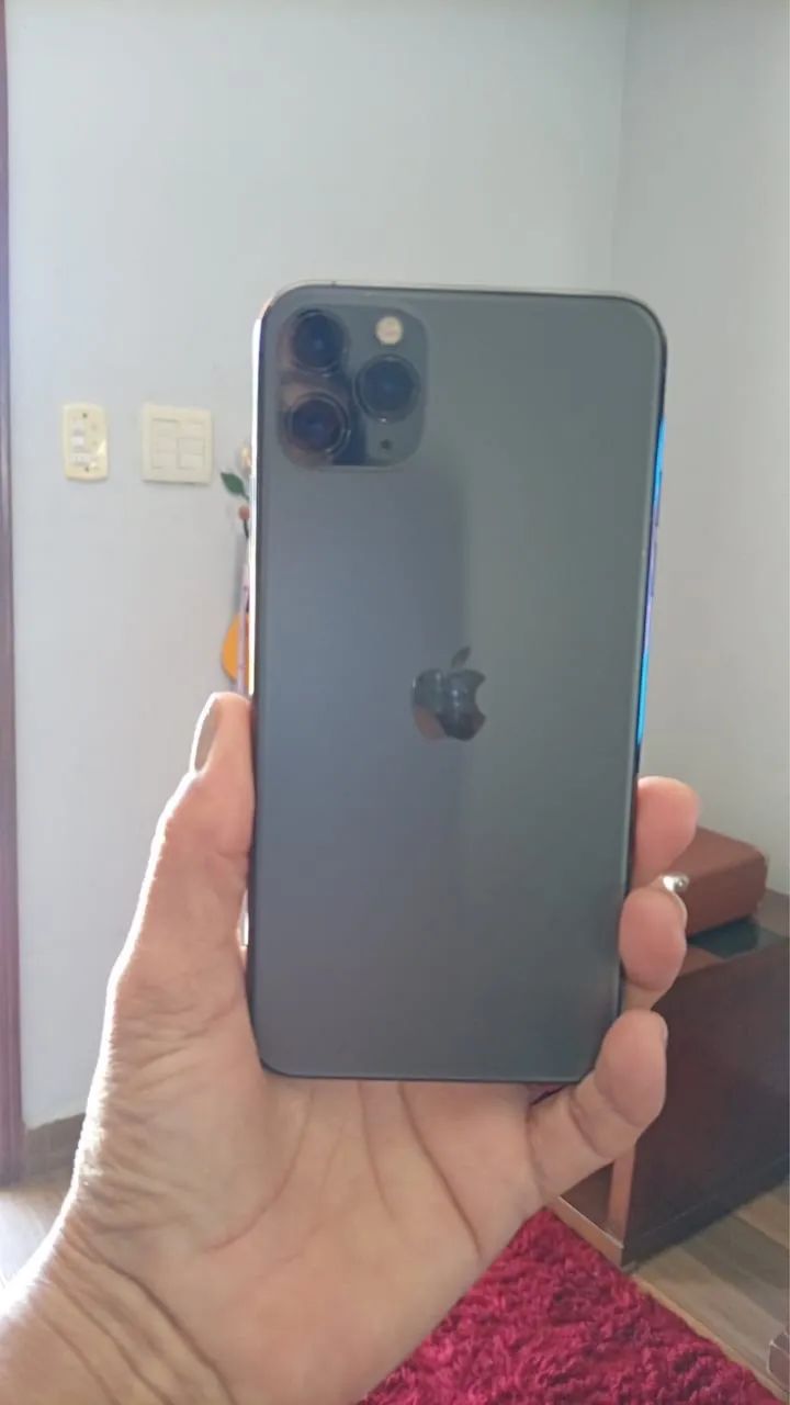 iPhone 11 Pro Max 256 GB Space Gray  - Foto 2