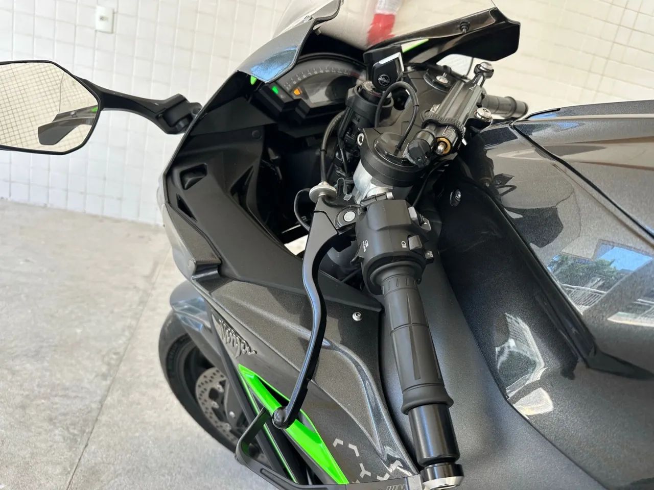 Kawasaki Ninja zx-10r se 1000cc 2020 - IPVA 2026/Impecável estado de conservação  - Foto 6