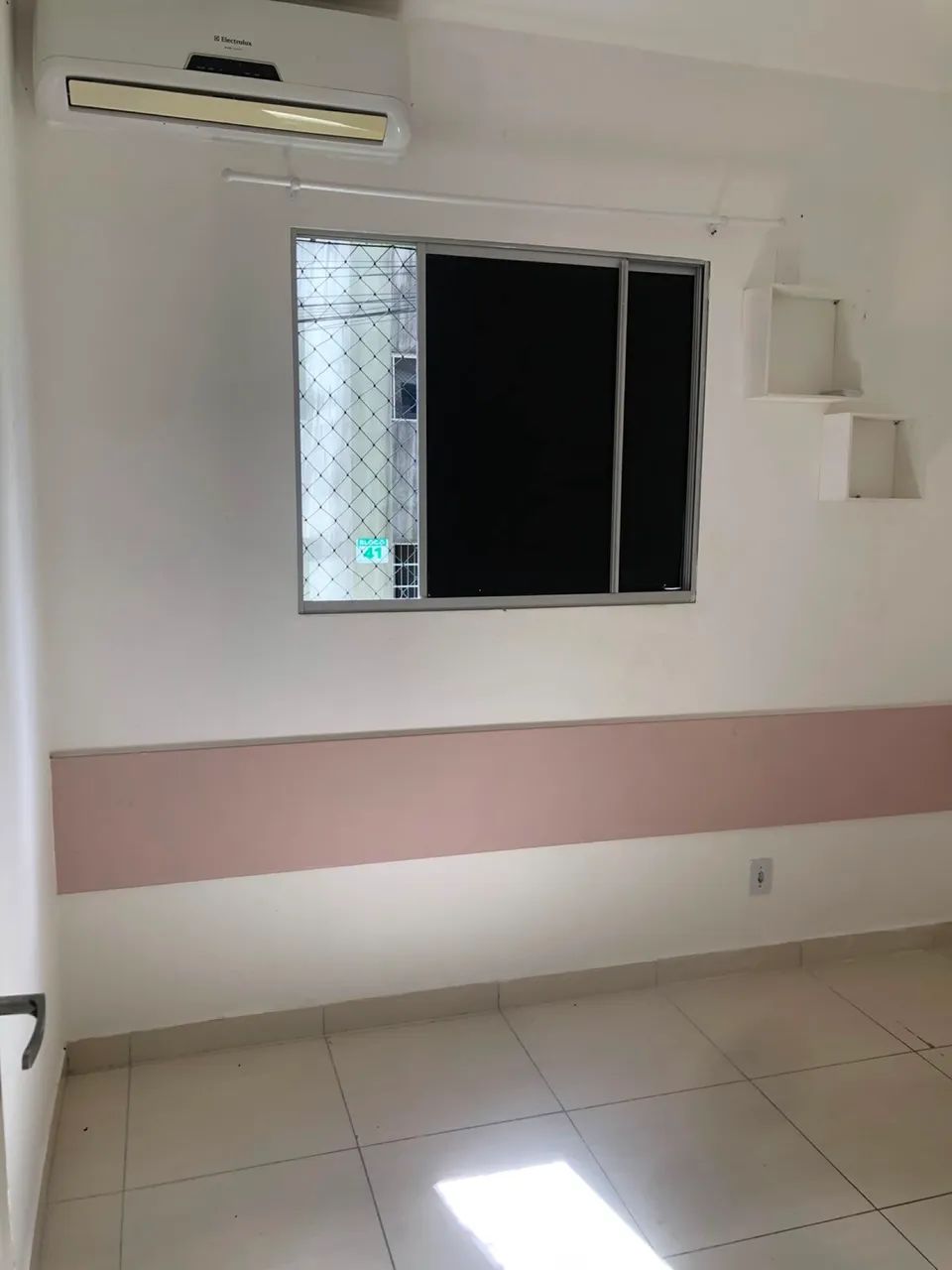 ALUGA-SE APARTAMENTO - Foto 3