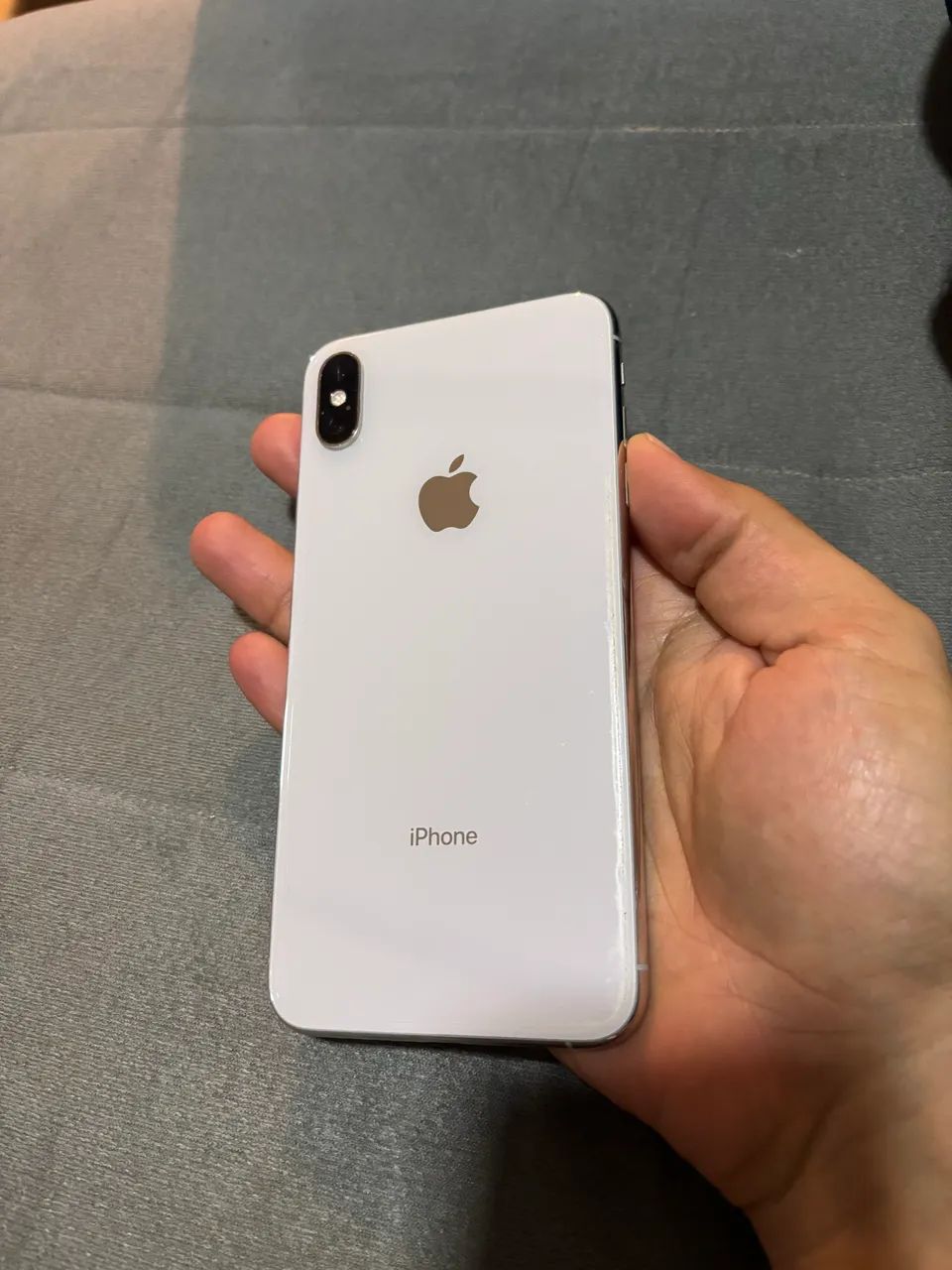 iPhone XS Max 64gb ホワイト　本体　白　iPhoneXSMax iPhone XS Max Apple 64GB Prateado - 6,5” 12MP iOS - iPhone
