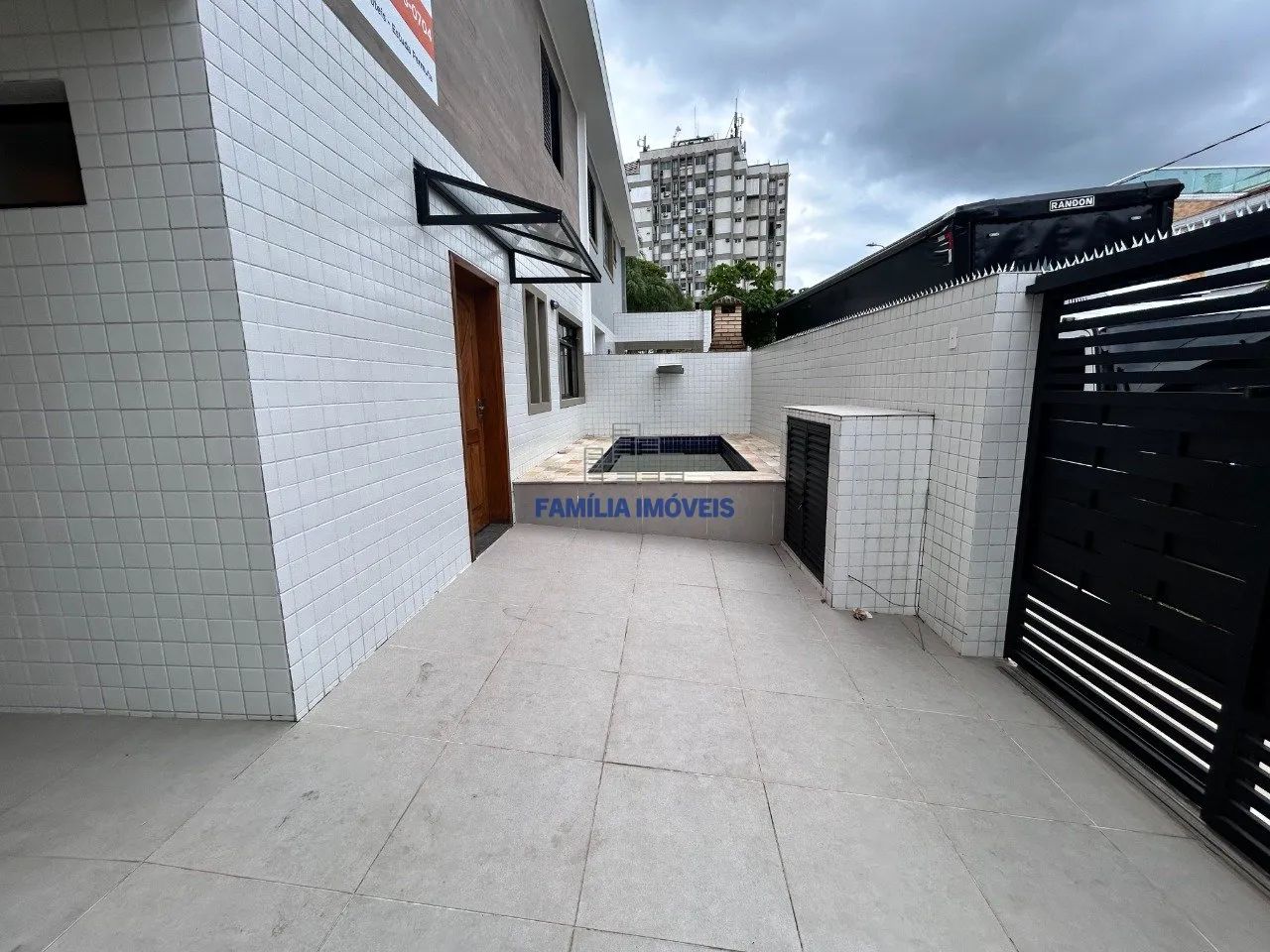 Sobrado para alugar 3 quartos piscina na Vila Belmiro em Santos SP - Foto 2