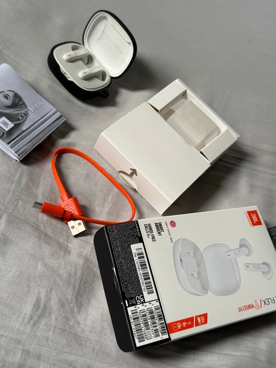 Fone de Ouvido JBL Wave Flex Branco