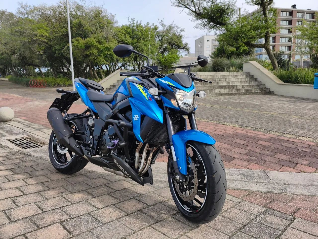 Suzuki GSX S750 zerada - Foto 2