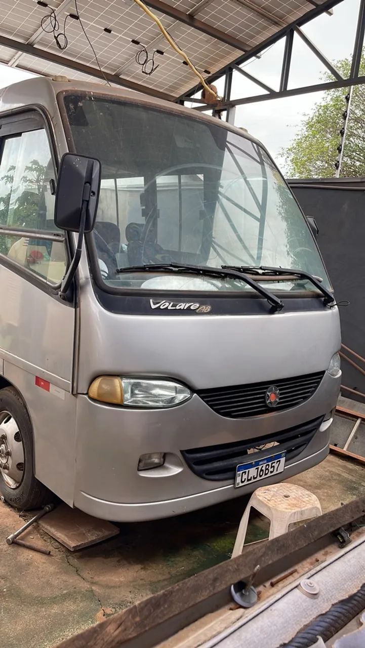 Microônibus Volare A8