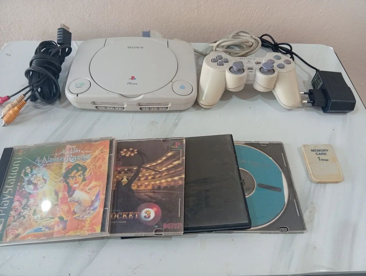 Playstation 1 (PS ONE)