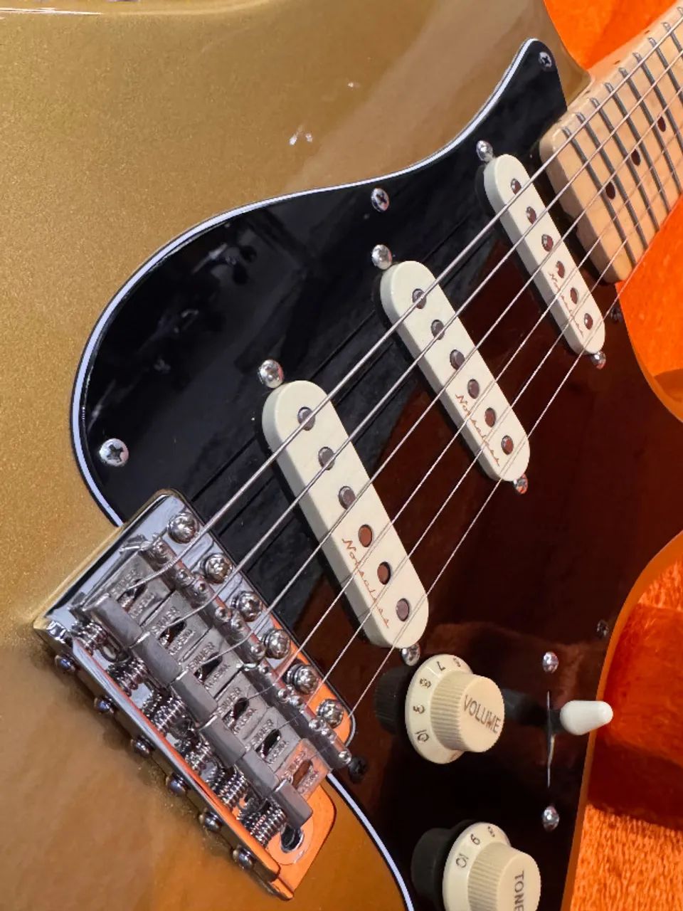 Guitarra Fender American Original '50s Stratocaster Aztec Gold