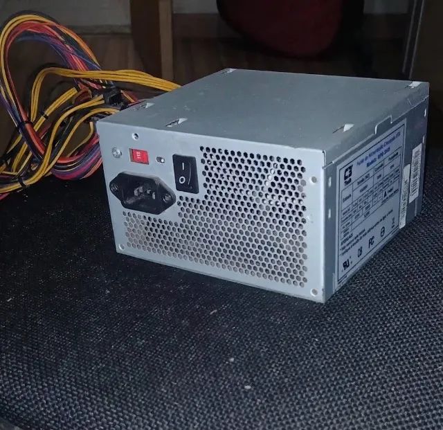 Fonte de PC 500W Bivolt - Foto 3
