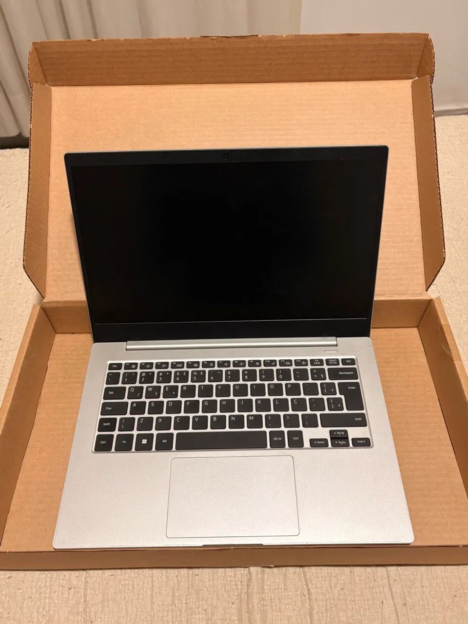 Computador Galaxy Book Go