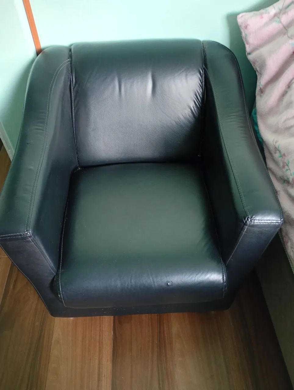 Vendo duas poltronas 