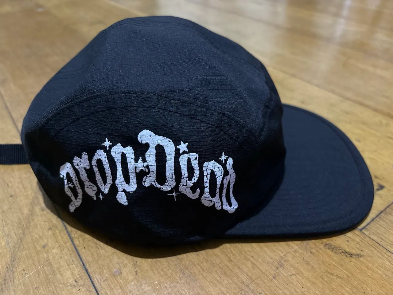 Boné 5 panel Drop dead