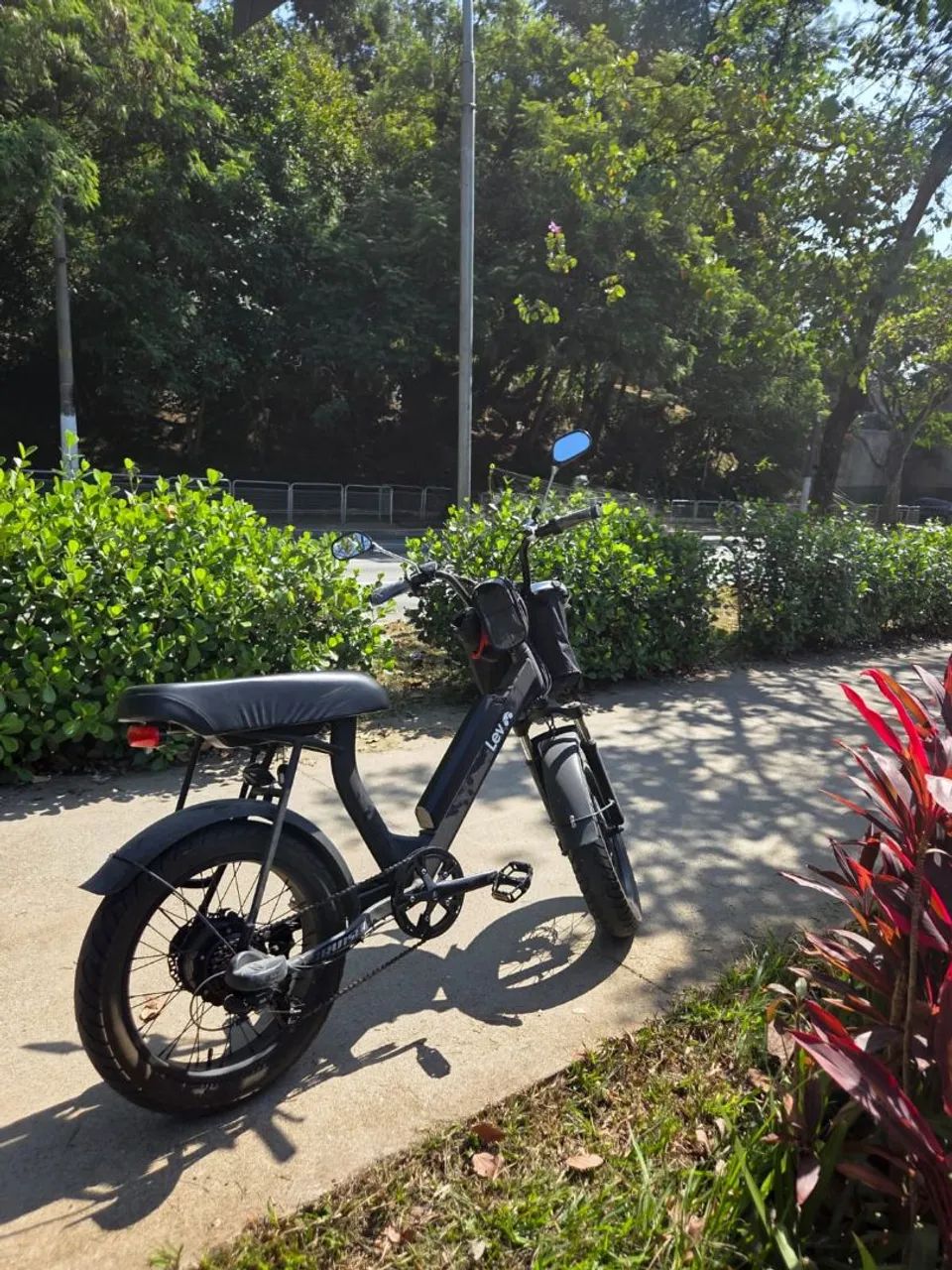 Bicicleta elétrica LEV Cruiser usada - Foto 4