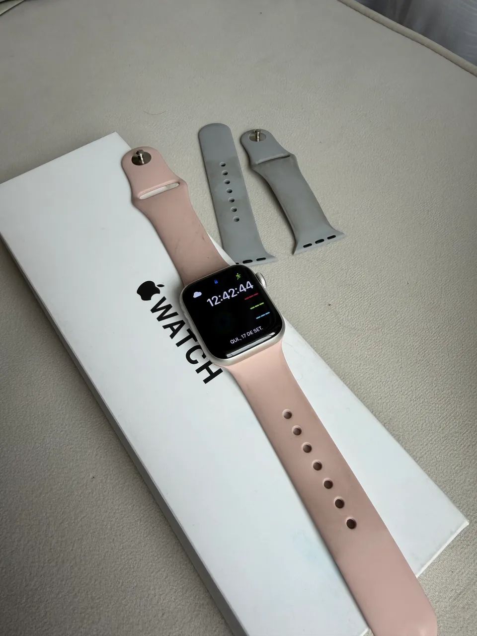 Apple Watch SE 40mm Estelar - Foto 3