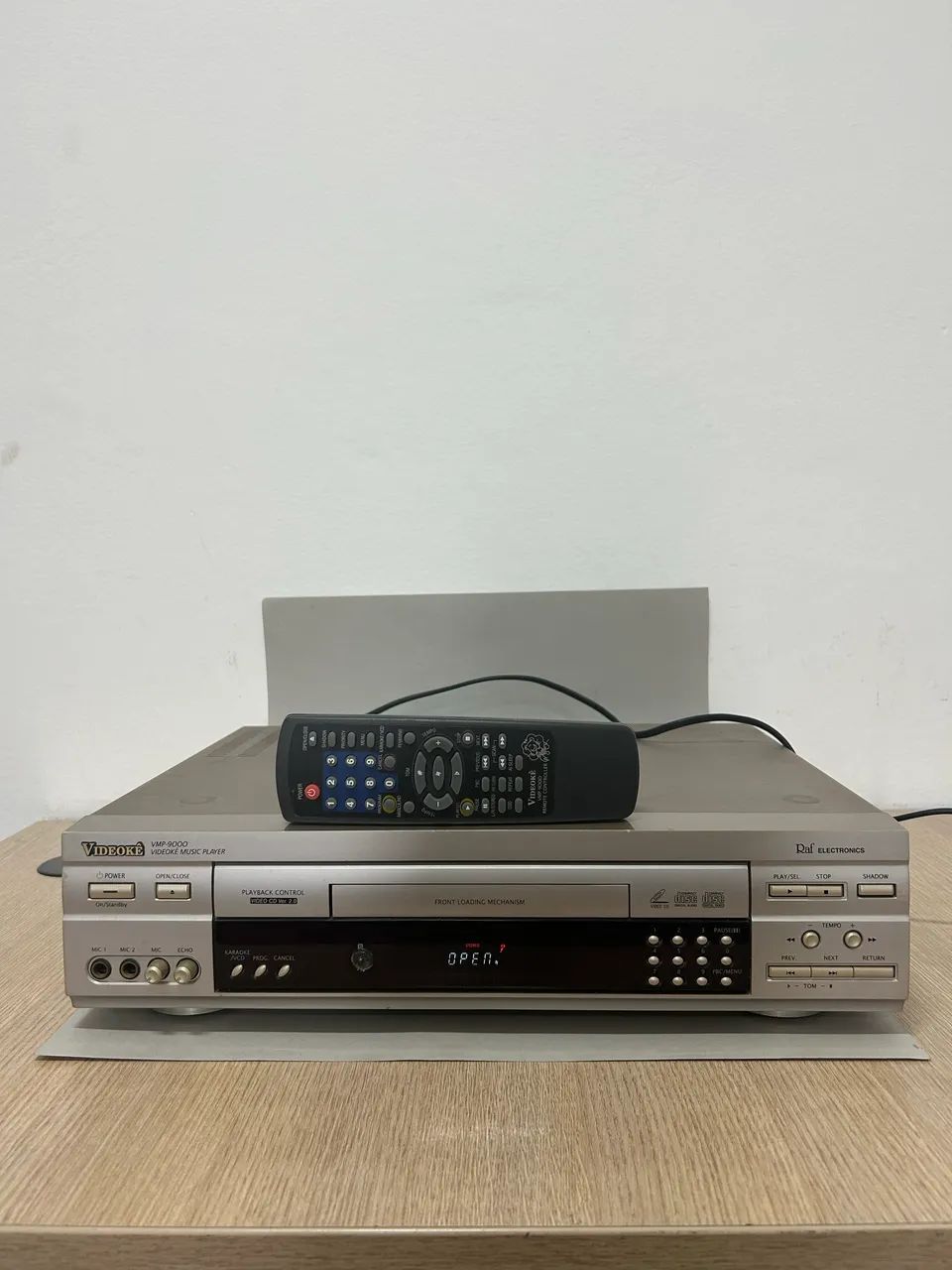  Videokê da marca Raf Electronics, modelo VMP-9000. - Foto 5