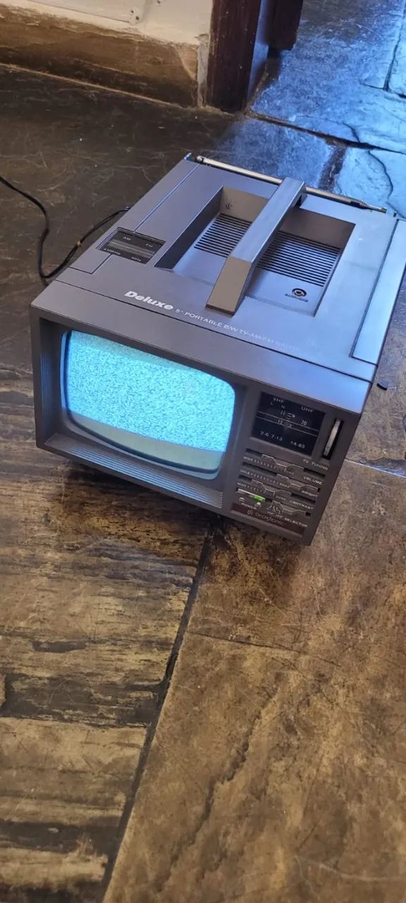 TV Deluxe Portable CTRE864 - Foto 4