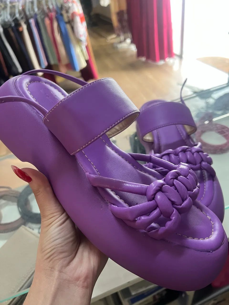 Sandália estilo Melissa - 37/38 - Foto 5