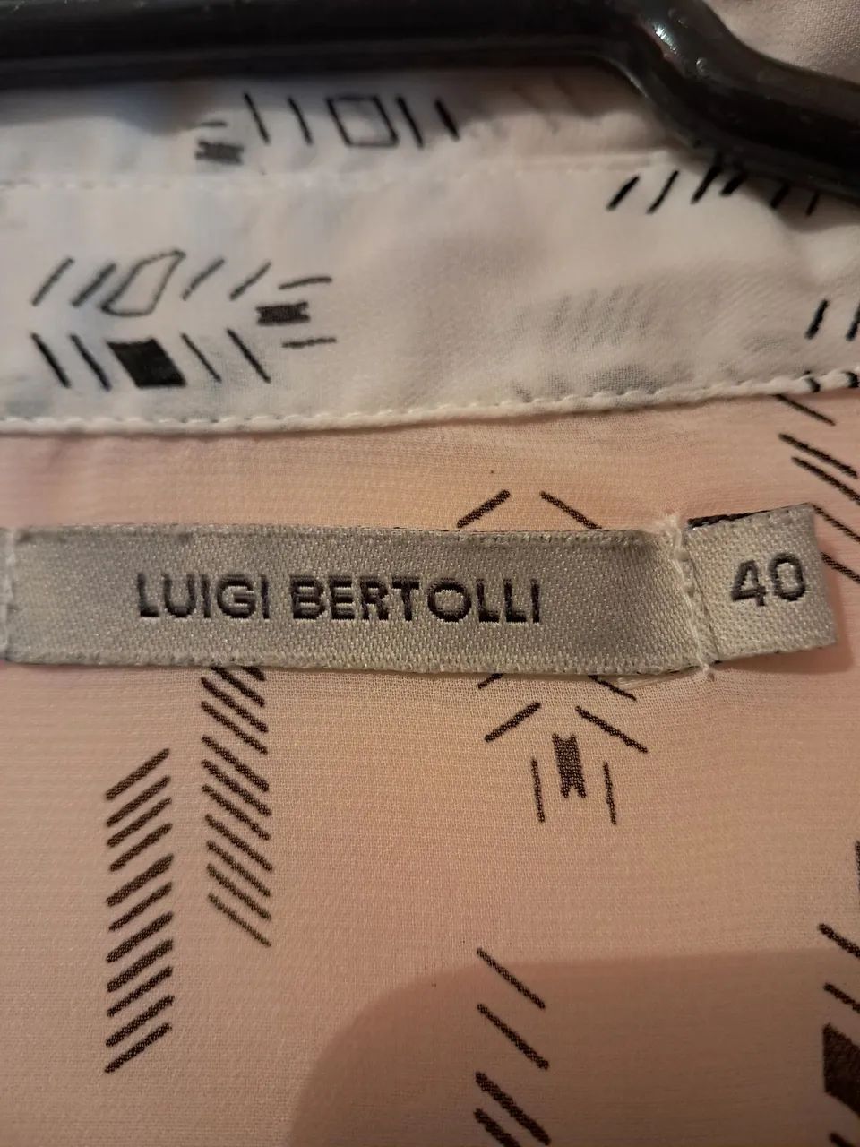Camisa Luigi Bertolli, Original! Tamanho 40, semi-nova! - Foto 2
