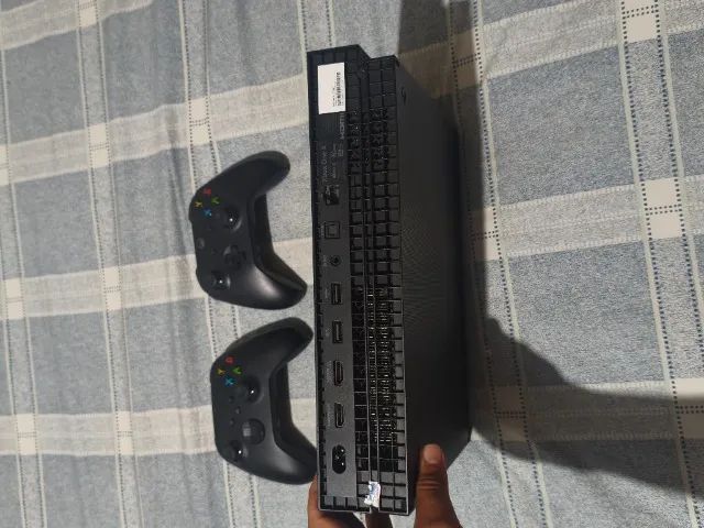 Xbox one x 1TB de memória  - Foto 4