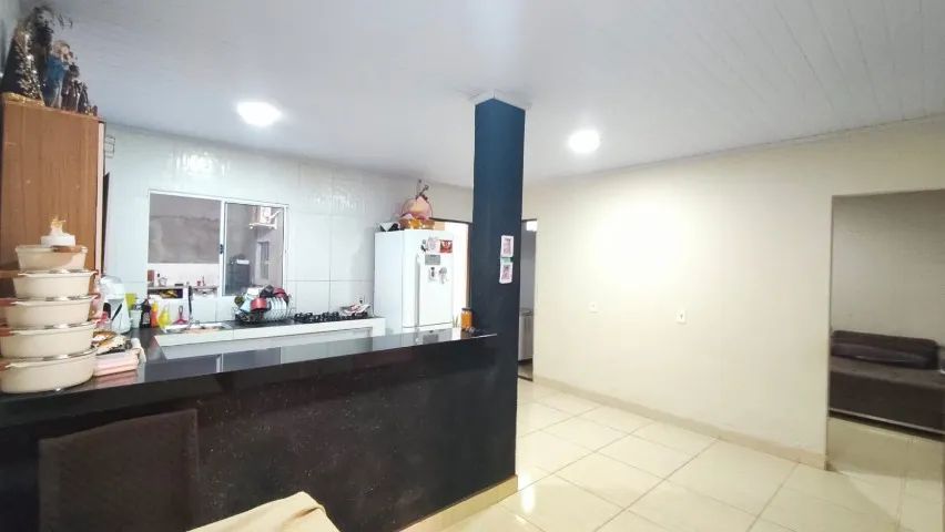 EXCELENTE CASA COM 3 QUARTOS, NO ITAIPU 81 - AC. TROCA - Foto 4