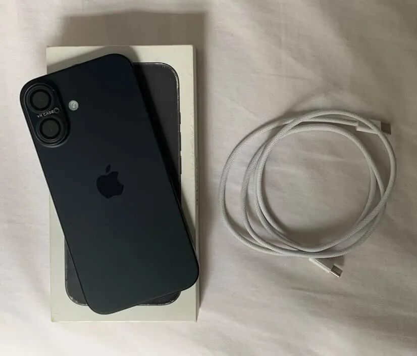 iPhone 16
