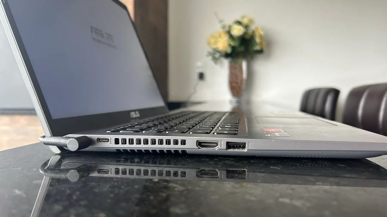 Notebook ASUS; Ryzen 7; 8GB RAM  - Foto 3