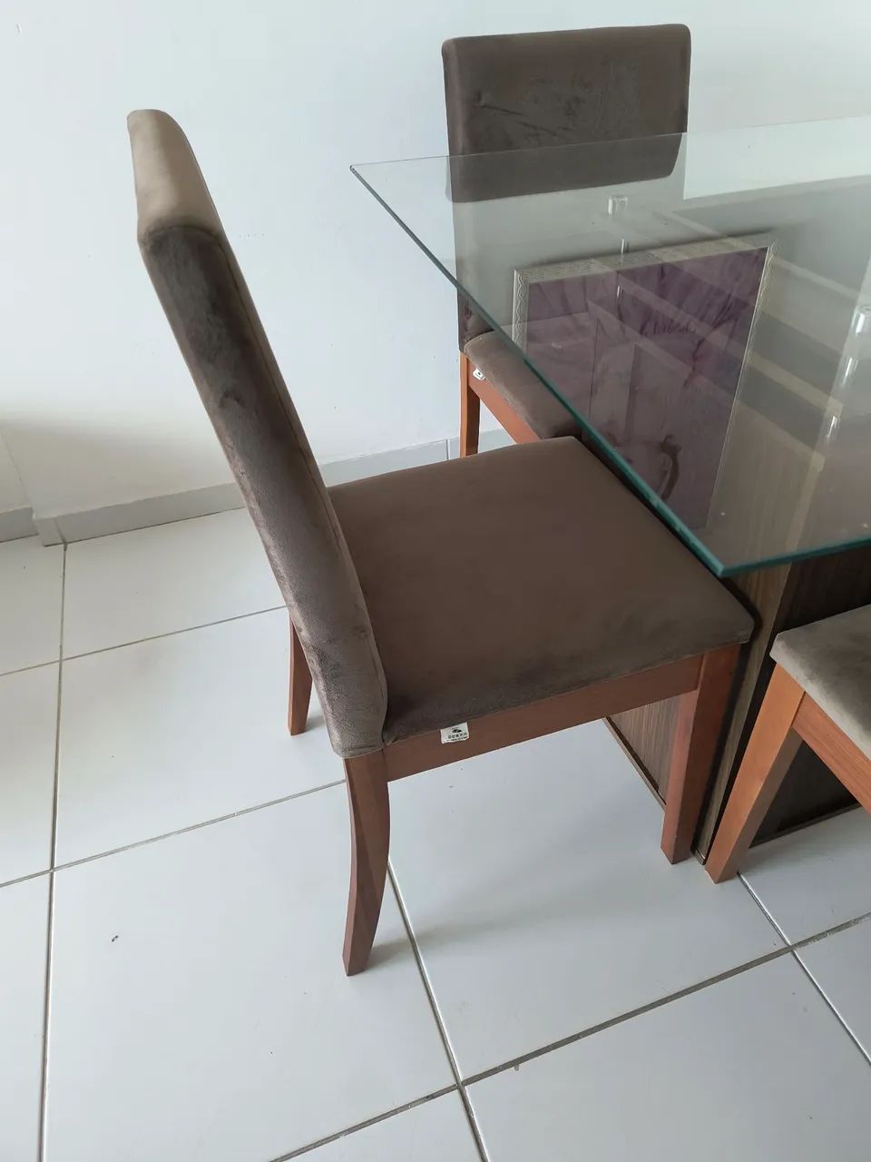Conjunto de mesa e cadeiras - Foto 3
