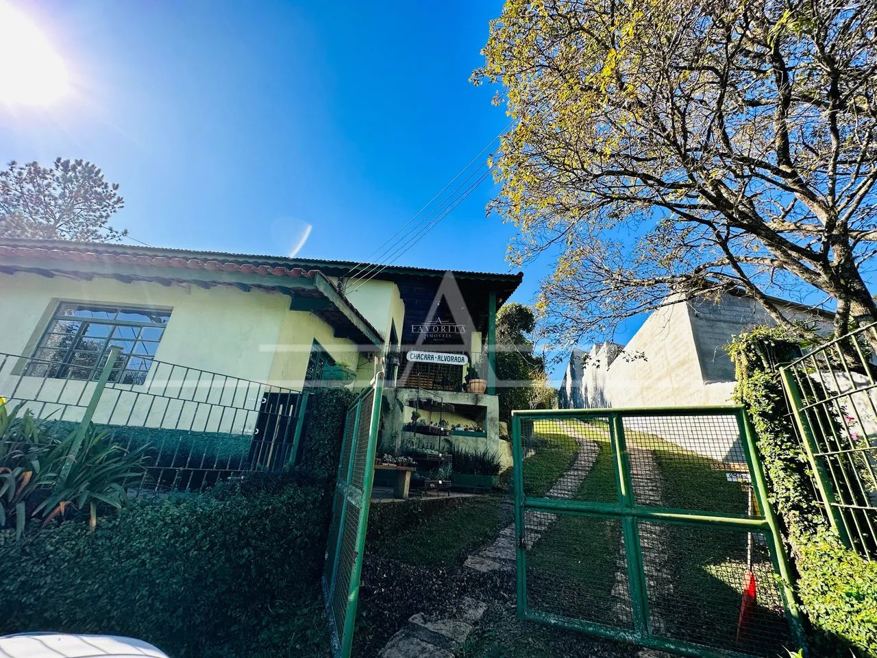 Chácara no Agudo com 9.000m², lago, piscina e 3 casas - Foto 3