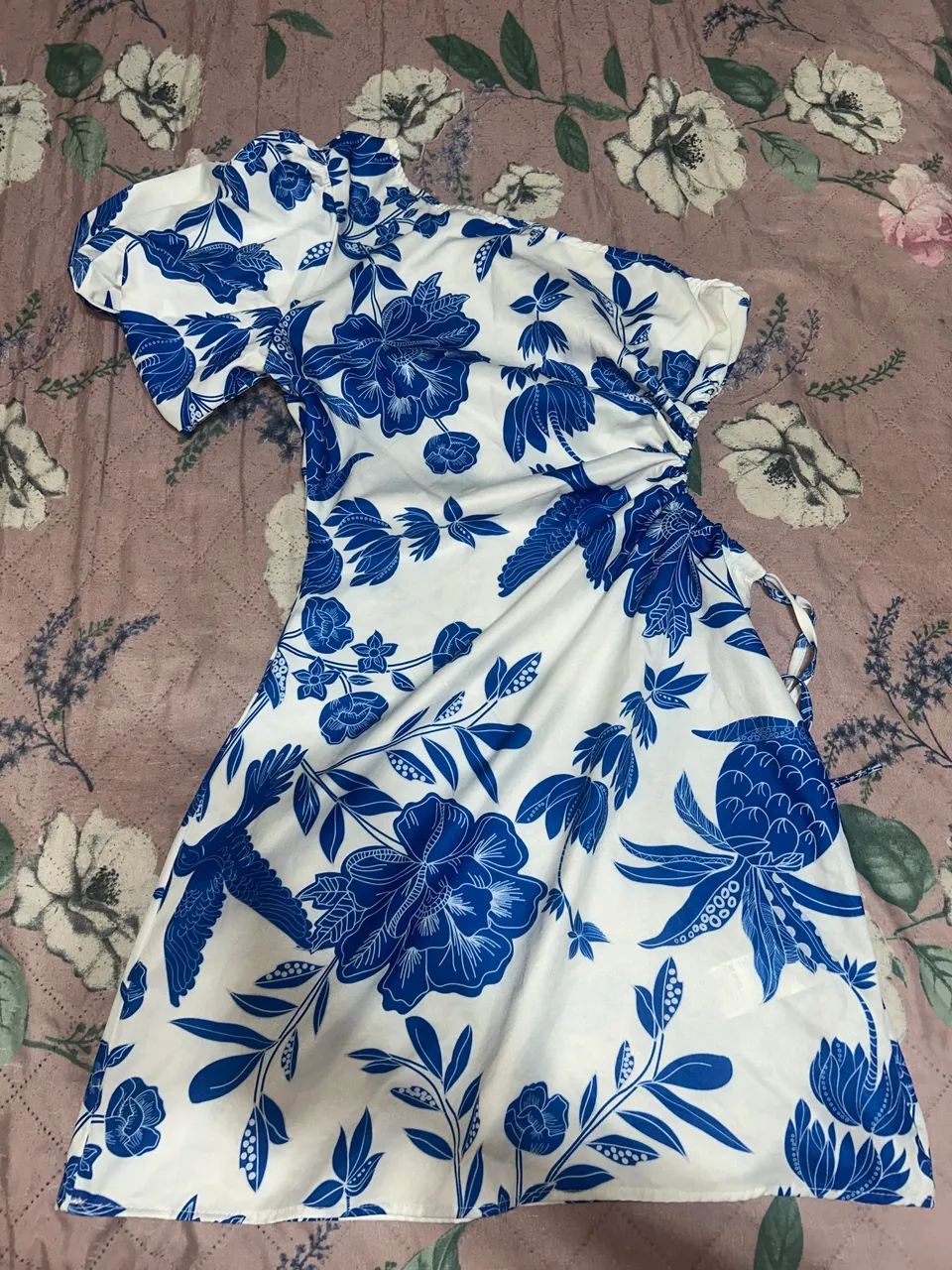 Vestido Azul, Novo
