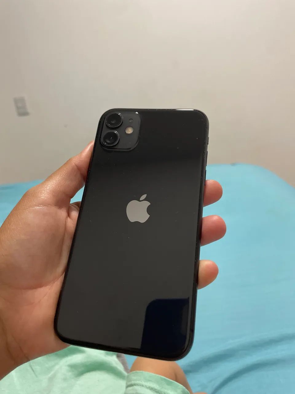 iPhone 11 64 gigas  - Foto 3